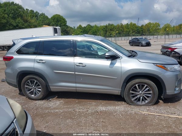 2018 TOYOTA HIGHLANDER XLE