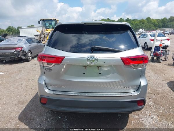 2018 TOYOTA HIGHLANDER XLE