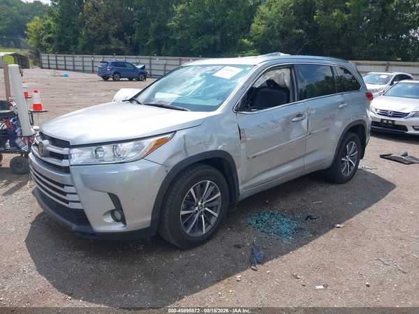 2018 TOYOTA HIGHLANDER XLE