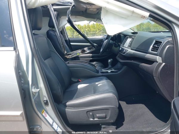 2018 TOYOTA HIGHLANDER XLE