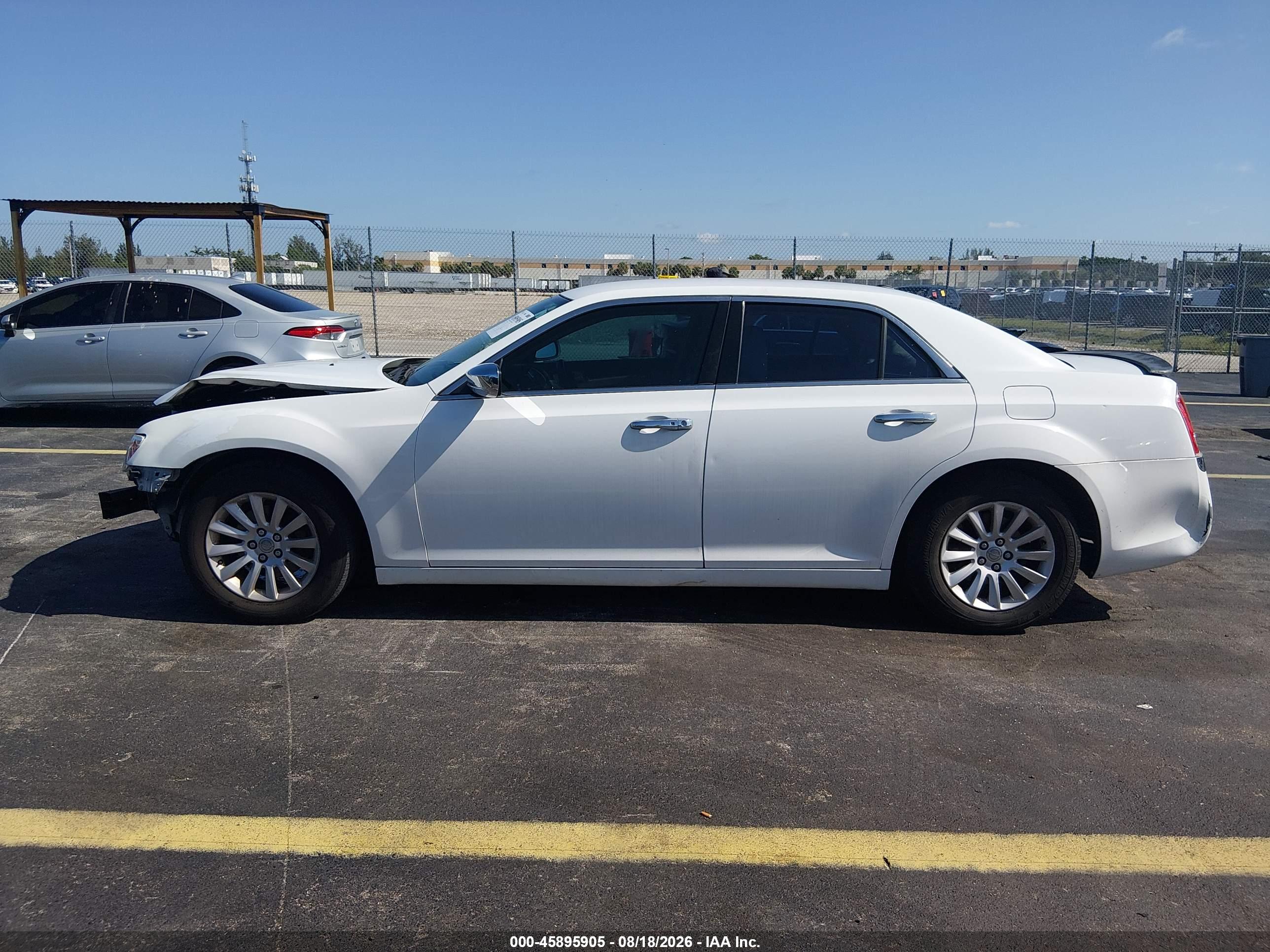 2013 CHRYSLER 300 MOTOWN