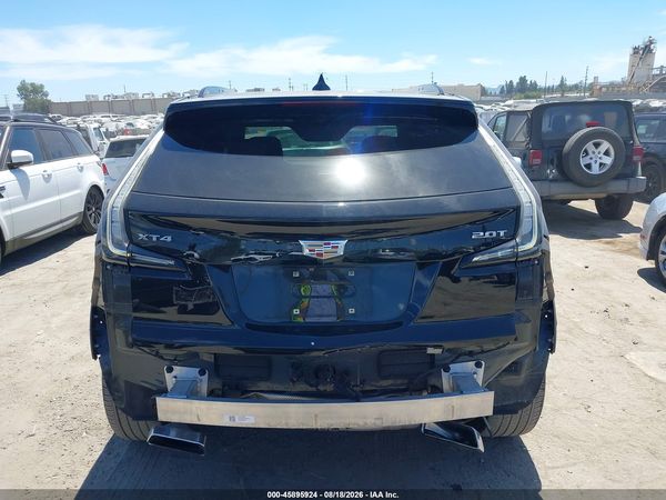 2019 CADILLAC XT4 SPORT