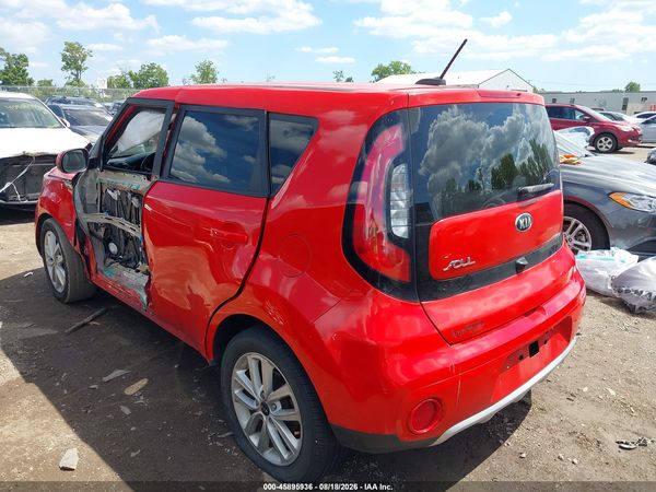 2018 KIA SOUL + — I3