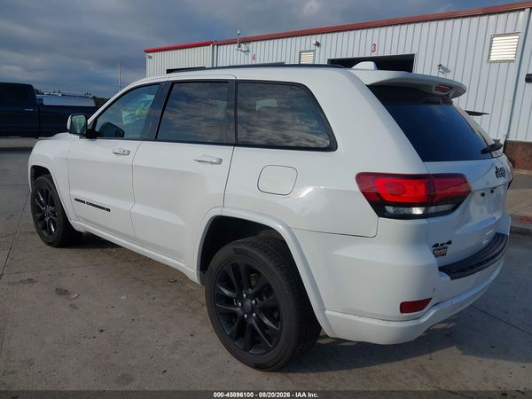 2022 JEEP GRAND CHEROKEE WK LAREDO X 4X4 — I3