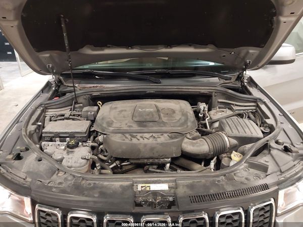 2018 JEEP GRAND CHEROKEE LAREDO E 4X4 — I10