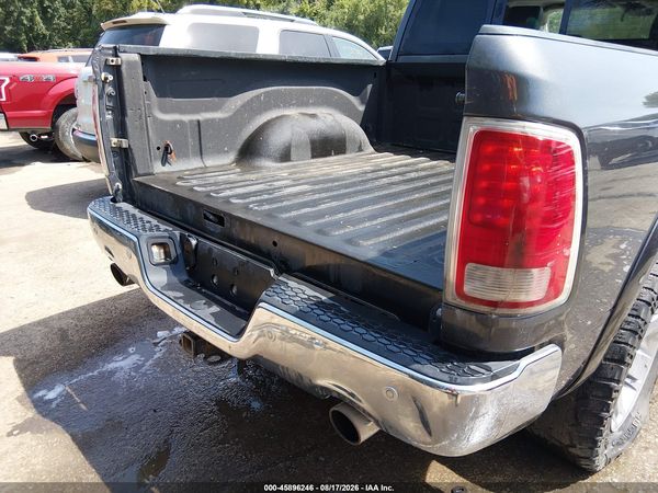 2018 RAM 1500 LARAMIE  4X4 5'7 BOX