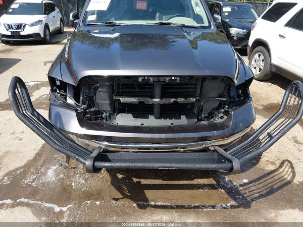 2018 RAM 1500 LARAMIE  4X4 5'7 BOX