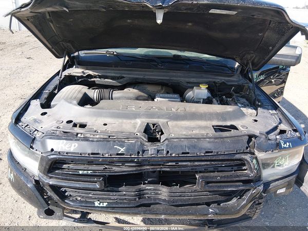 2019 RAM 1500 LARAMIE  4X4 6'4 BOX