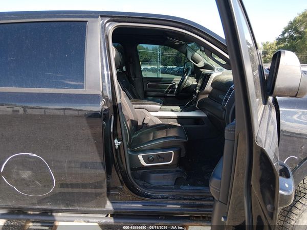 2019 RAM 1500 LARAMIE  4X4 6'4 BOX