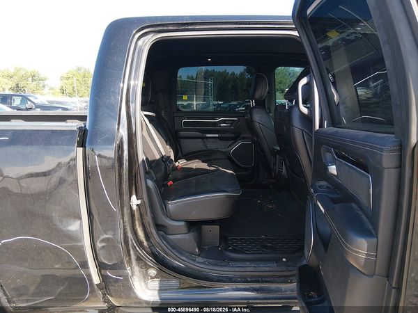 2019 RAM 1500 LARAMIE  4X4 6'4 BOX