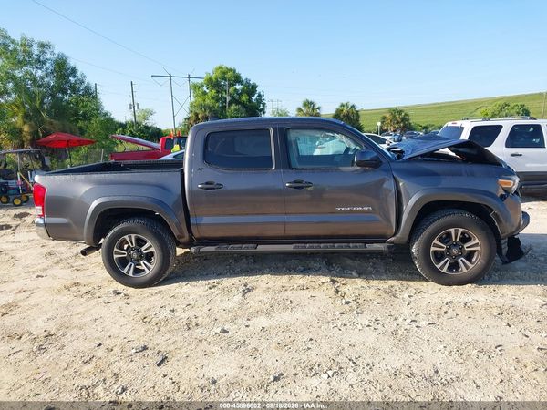 2017 TOYOTA TACOMA SR5 V6