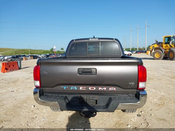 2017 TOYOTA TACOMA SR5 V6