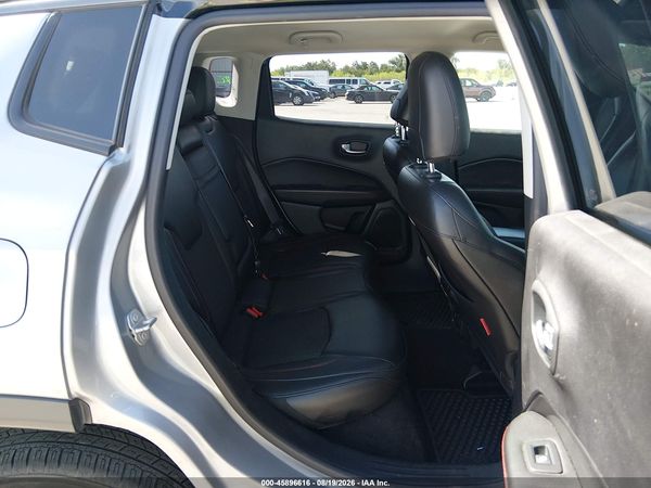 2018 JEEP COMPASS TRAILHAWK 4X4 — I8