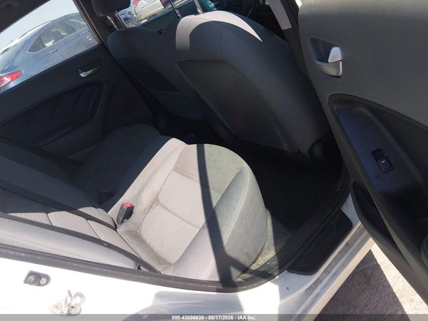 2017 KIA FORTE LX