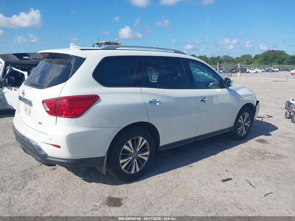 2019 NISSAN PATHFINDER SV