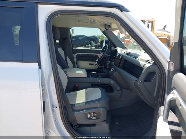2023 LAND ROVER DEFENDER 130 X-DYNAMIC SE