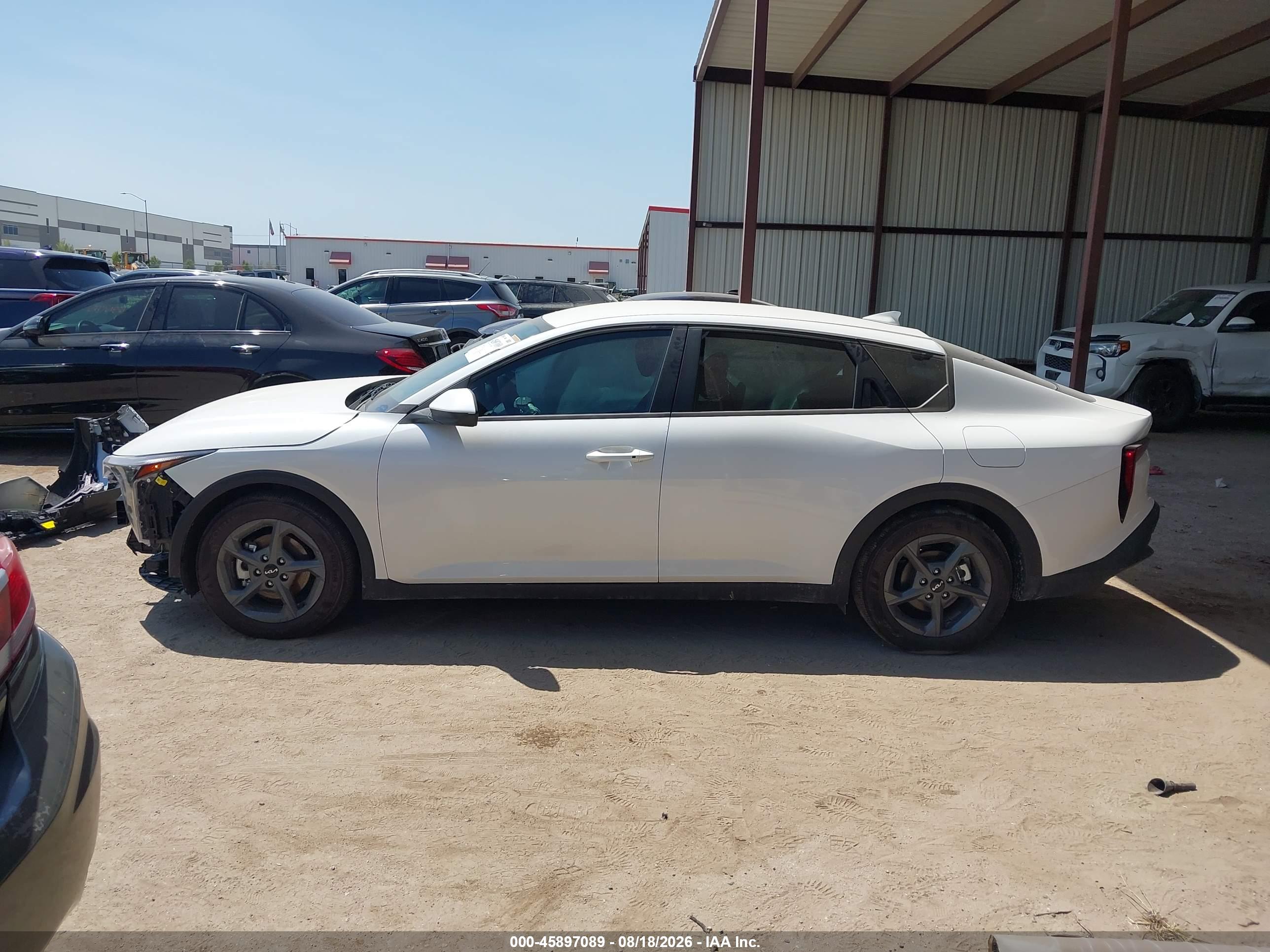 2026 KIA K4 LXS