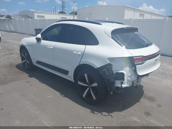 2023 PORSCHE MACAN T