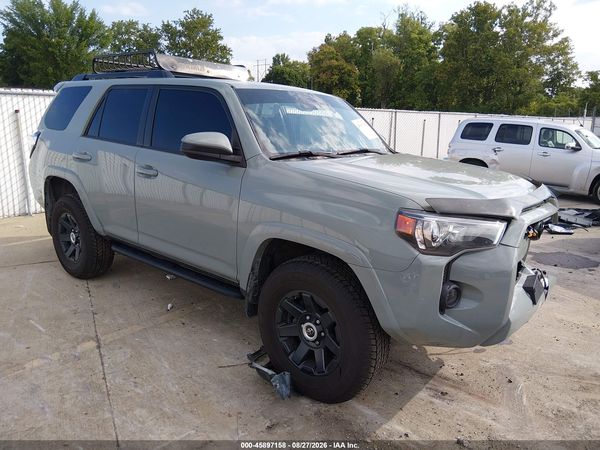 2022 TOYOTA 4RUNNER TRAIL SPECIAL EDITION — I1