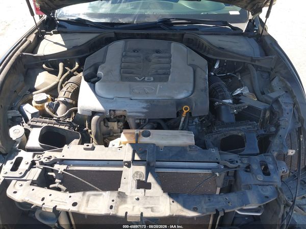2016 INFINITI Q70 5.6