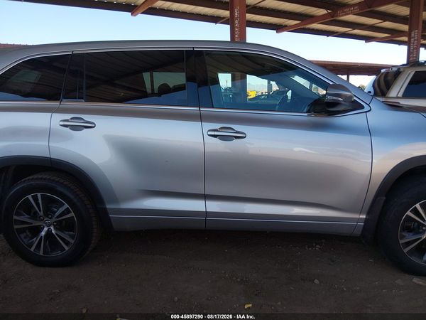 2017 TOYOTA HIGHLANDER LE PLUS