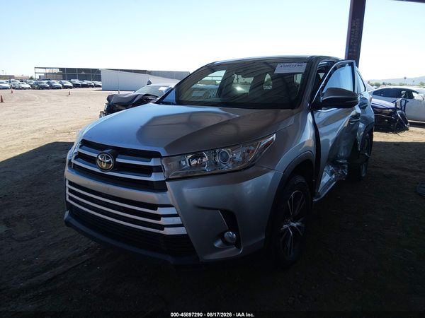 2017 TOYOTA HIGHLANDER LE PLUS
