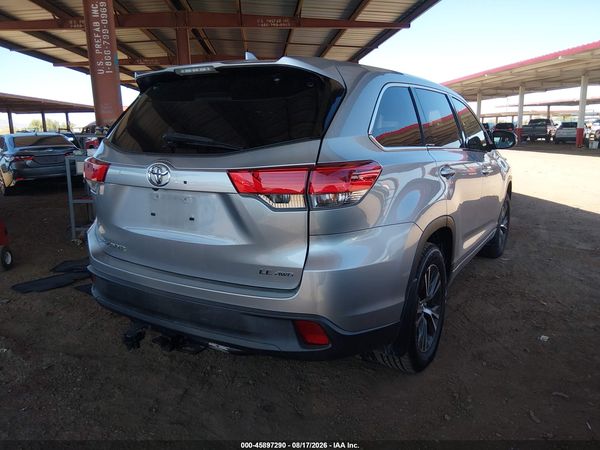 2017 TOYOTA HIGHLANDER LE PLUS