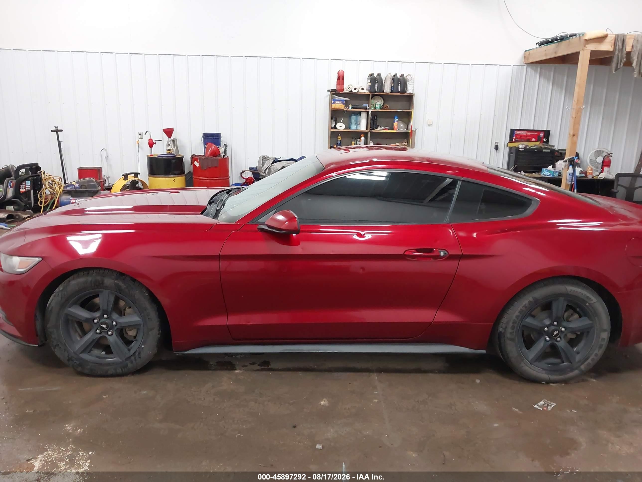 2017 FORD MUSTANG V6