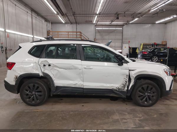 2023 VOLKSWAGEN TAOS 1.5T S — I116