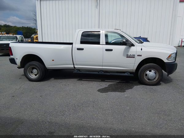 2017 RAM 3500 TRADESMAN  4X4 8' BOX