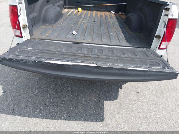 2017 RAM 3500 TRADESMAN  4X4 8' BOX