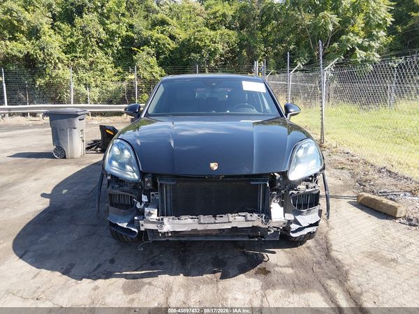 2019 PORSCHE CAYENNE S