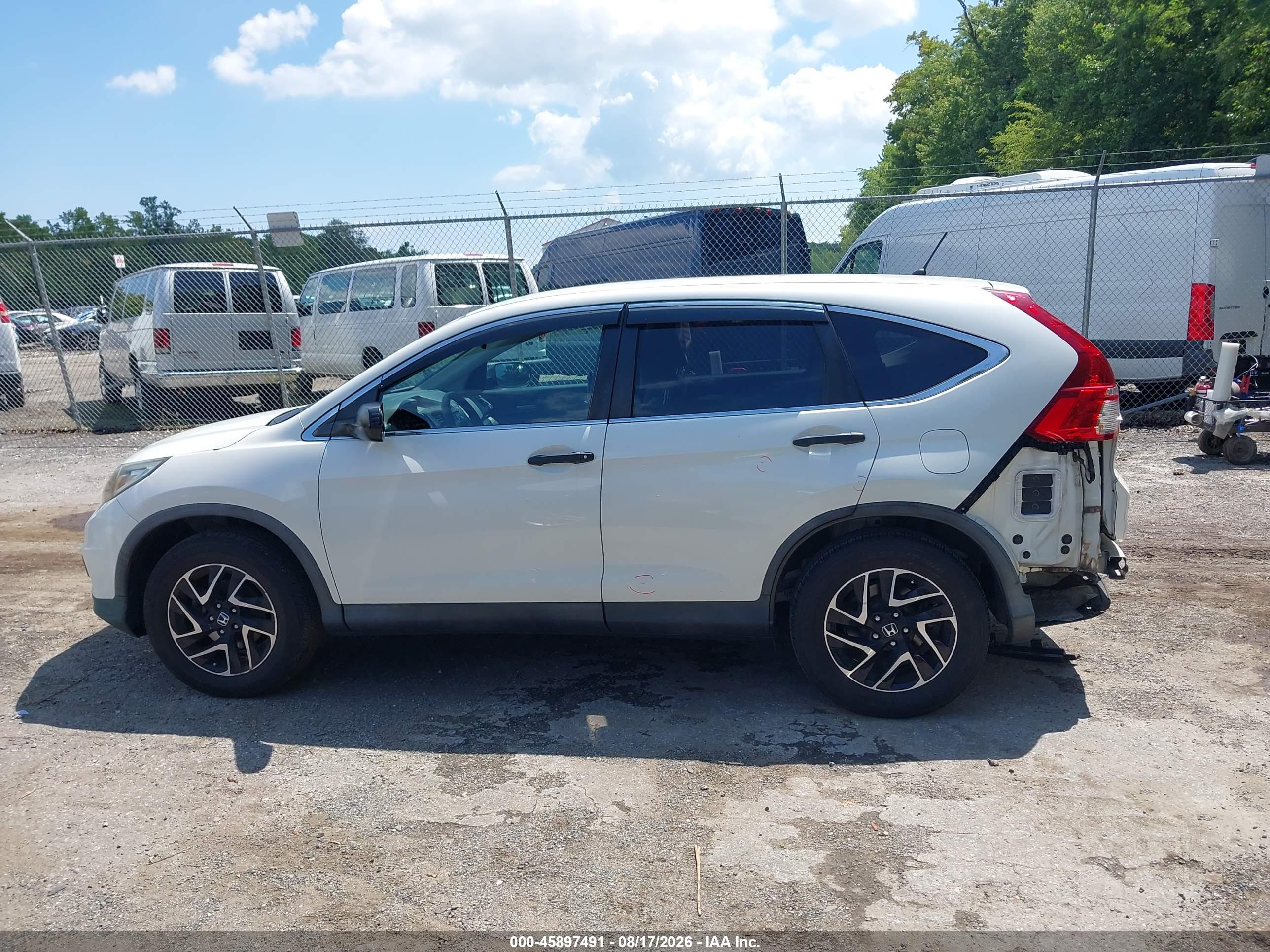 2016 HONDA CR-V SE