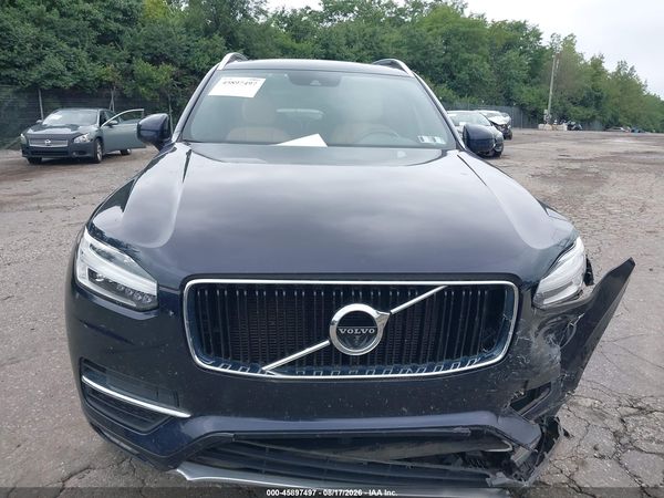 2017 VOLVO XC90 T6 MOMENTUM