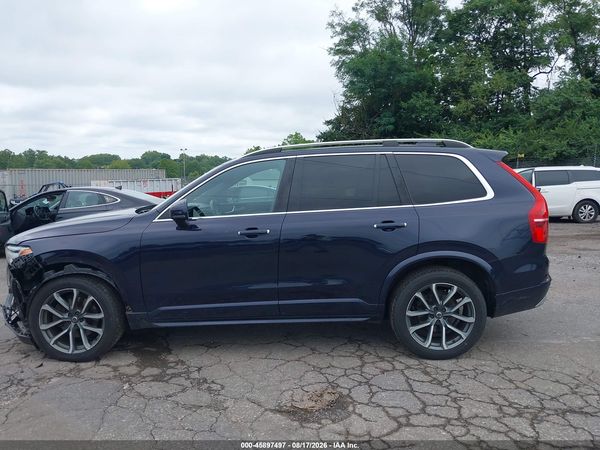 2017 VOLVO XC90 T6 MOMENTUM