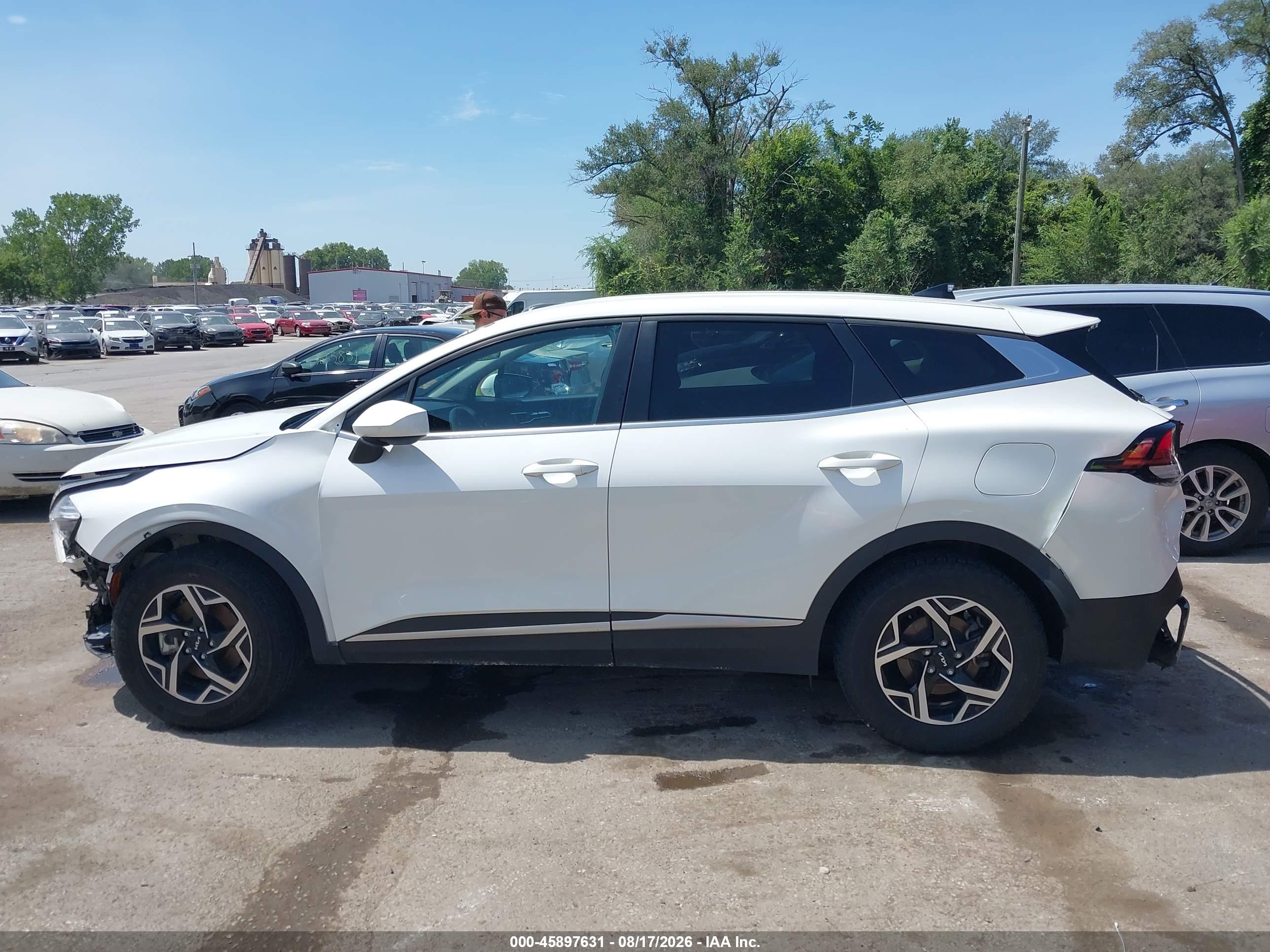 2023 KIA SPORTAGE LX