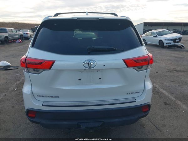 2019 TOYOTA HIGHLANDER XLE — I119