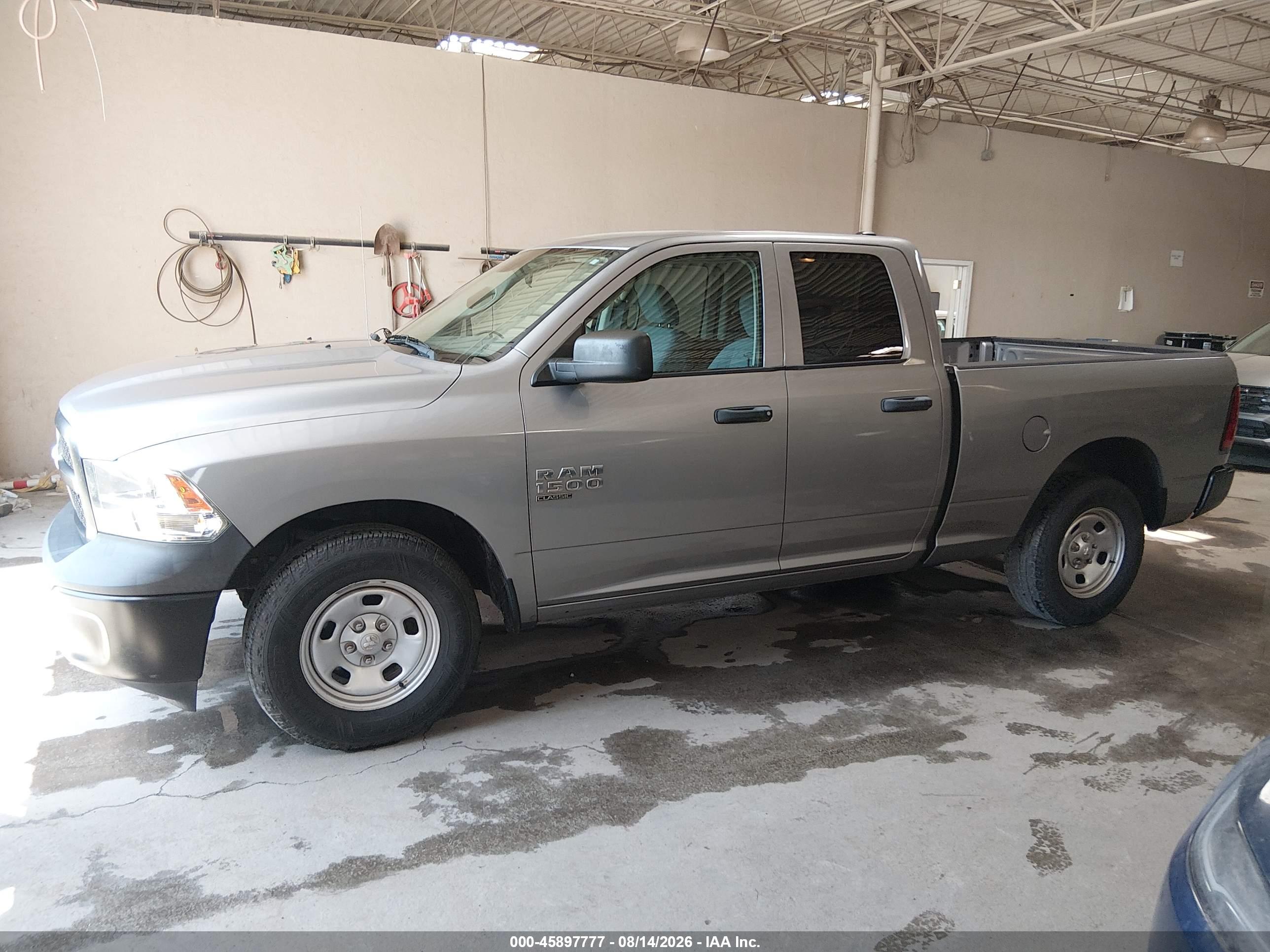 2019 RAM 1500 CLASSIC TRADESMAN  4X2 6'4 BOX