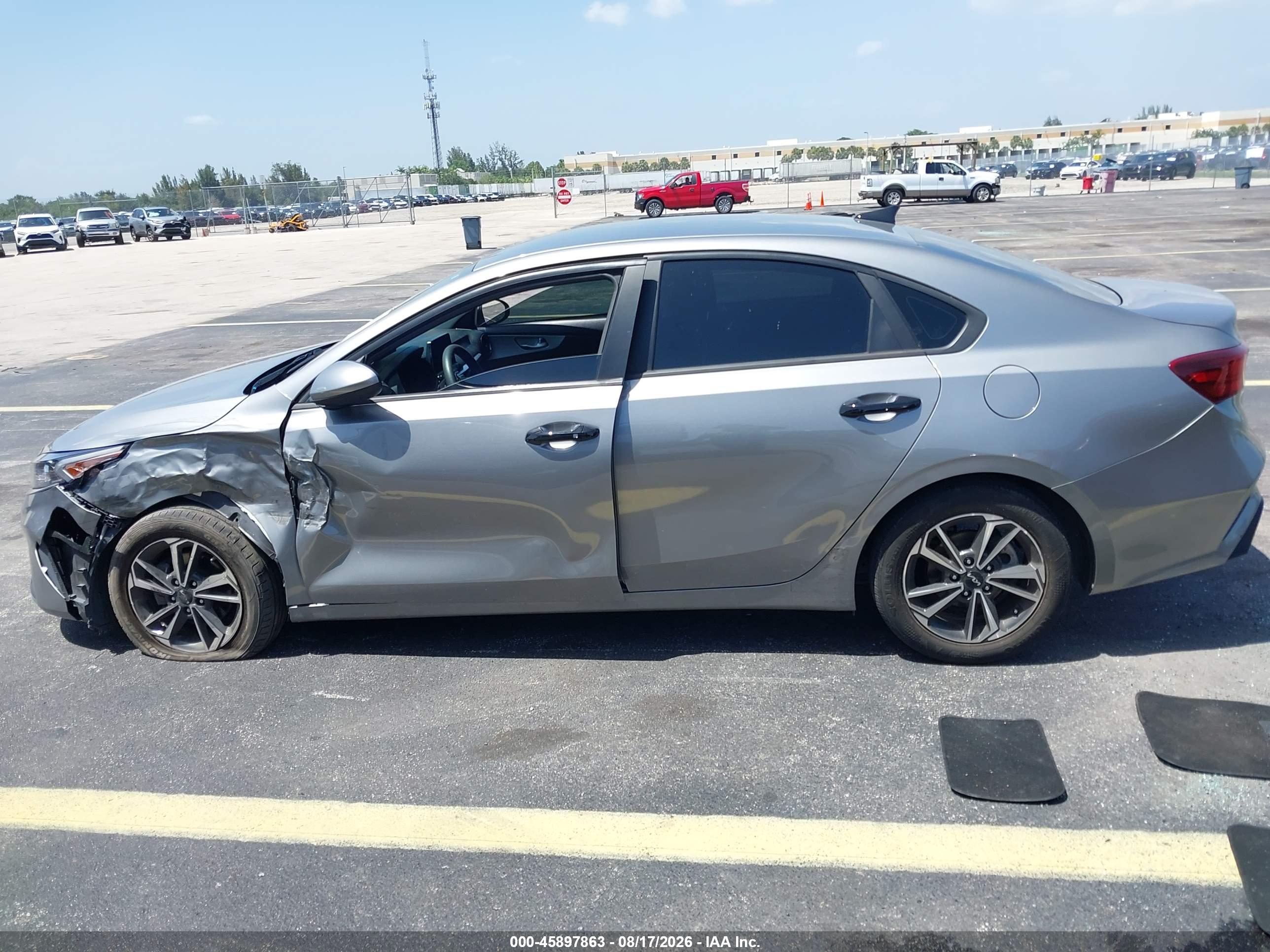 2024 KIA FORTE LXS