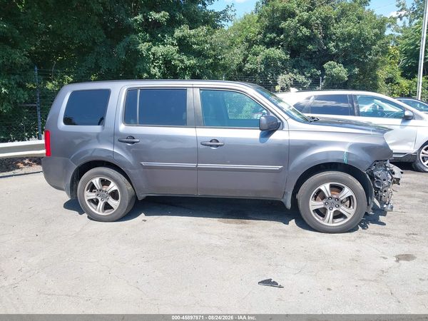 2015 HONDA PILOT SE
