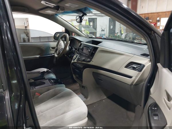 2012 TOYOTA SIENNA LE V6 8 PASSENGER