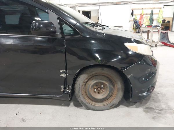 2012 TOYOTA SIENNA LE V6 8 PASSENGER
