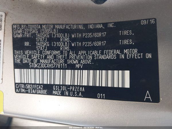 2017 TOYOTA SIENNA LE 8 PASSENGER