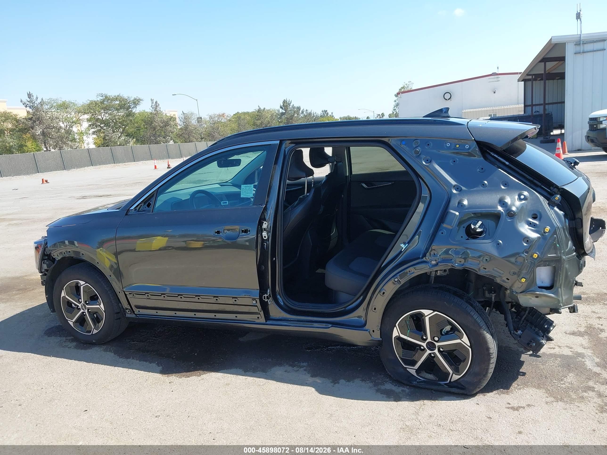 2025 KIA NIRO LX