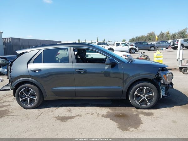 2025 KIA NIRO LX