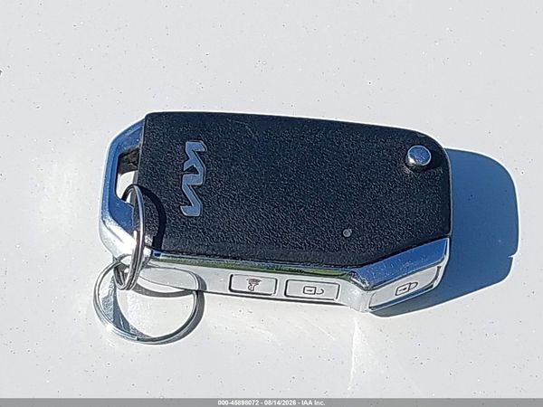 2025 KIA NIRO LX