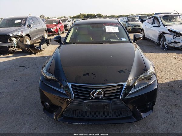 2016 LEXUS IS 200T