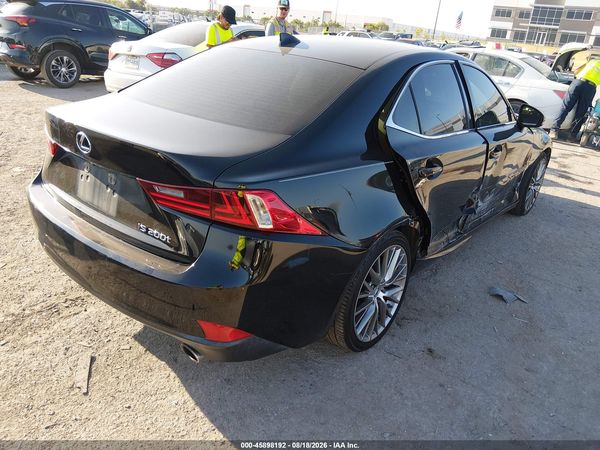 2016 LEXUS IS 200T