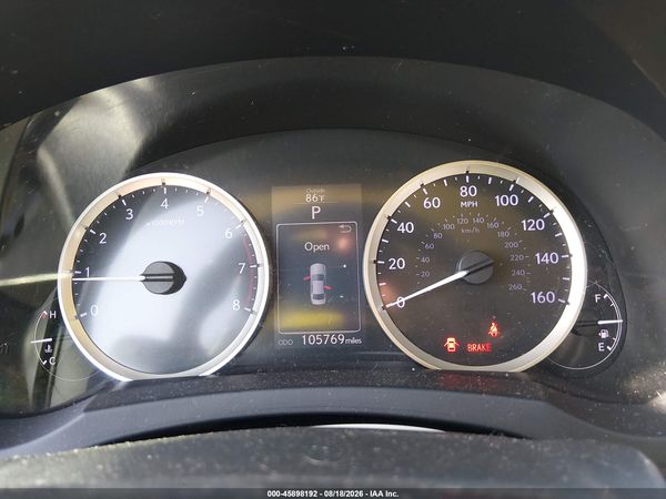 2016 LEXUS IS 200T