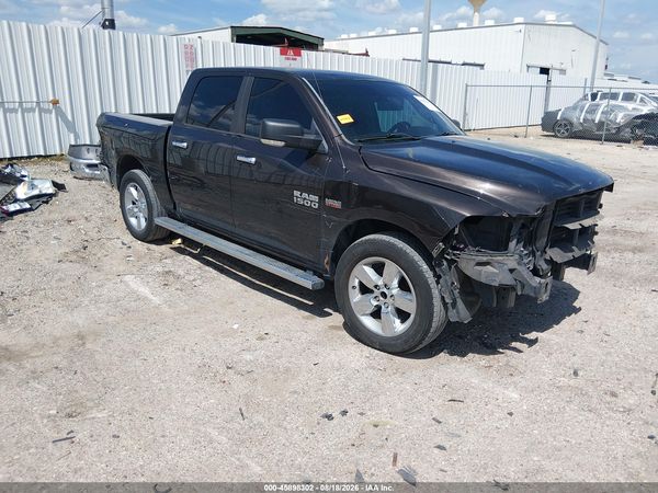 2016 RAM 1500 SLT